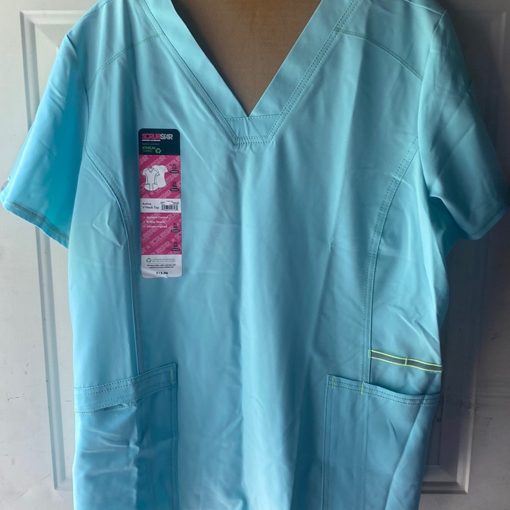 Scrub top